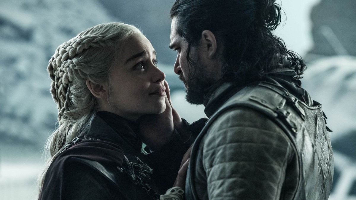 Daenerys Targaryen a Jon Sníh v seriálu Hra o trůny